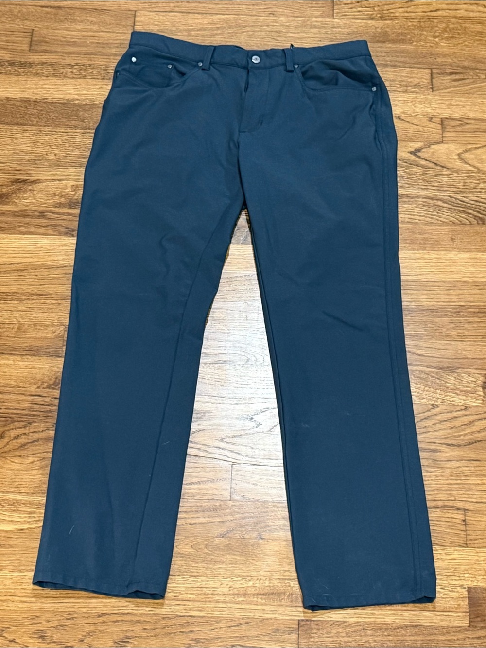 Greg Norman Men’s Golf Pants 34x32 Navy Blue Stretch Performance Shark